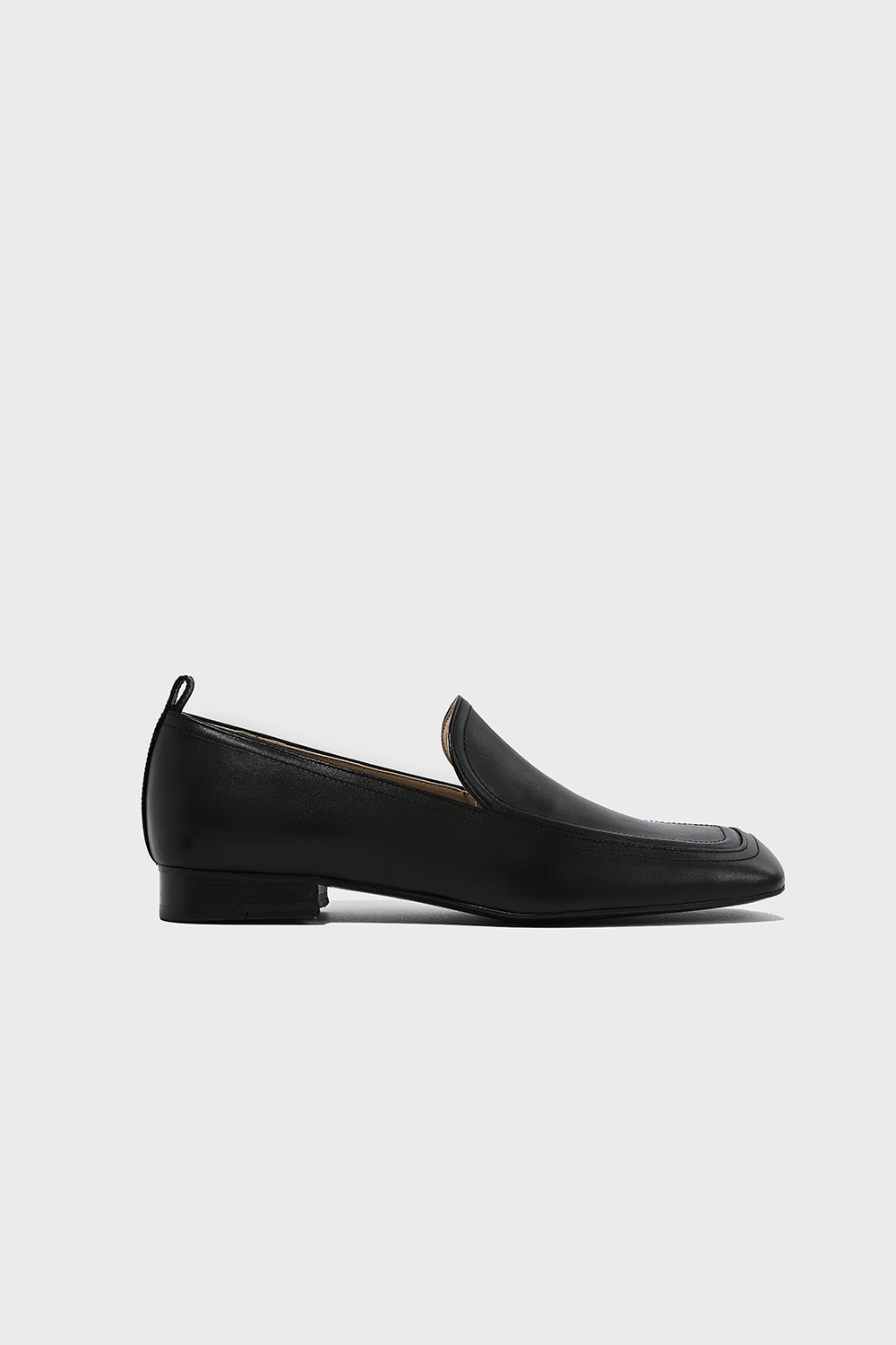 CLASSIC LOAFER - BLACK