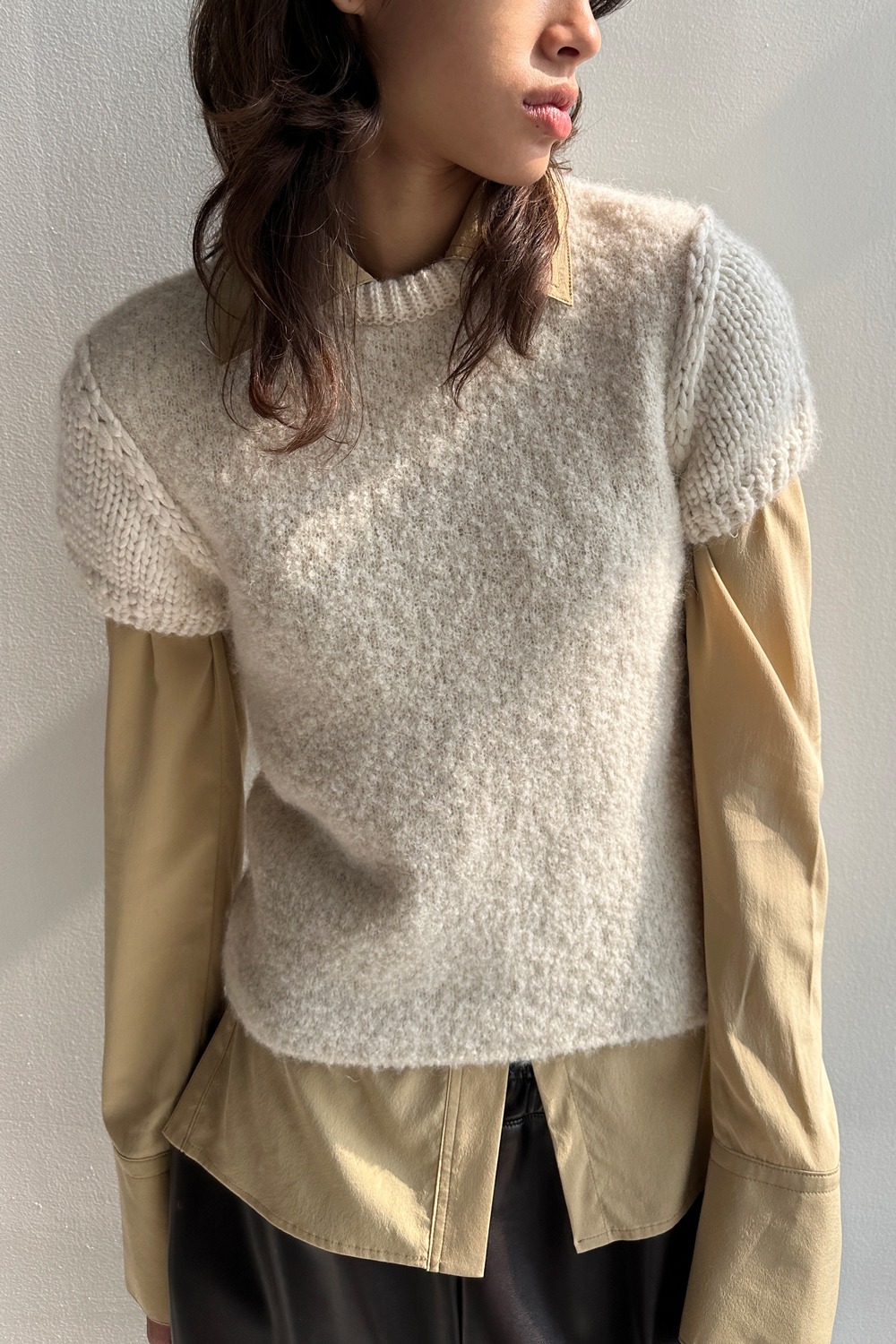 FLUFFY CAP SLEEVE KNIT TOP - IVORY